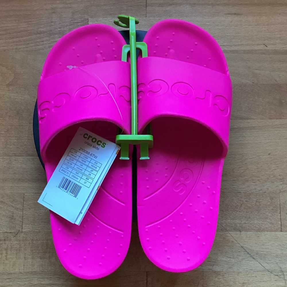 CROCS  Neon Pink Slide Sandals